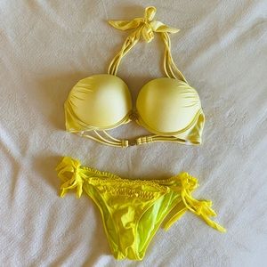 Victoria’s Secret Bombshell Swim set